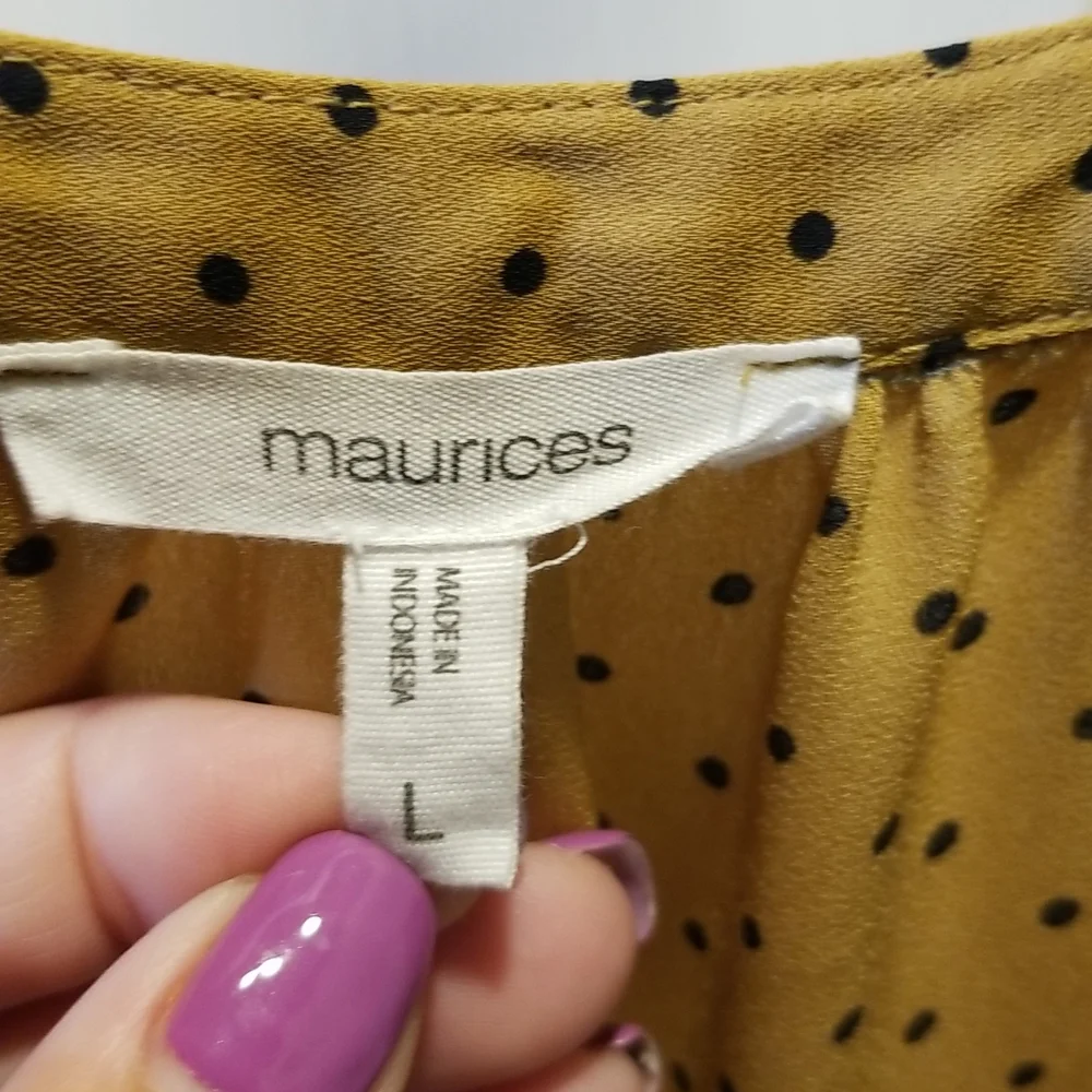 Maurices tunic style blouse Size L - Picture 3 of 4